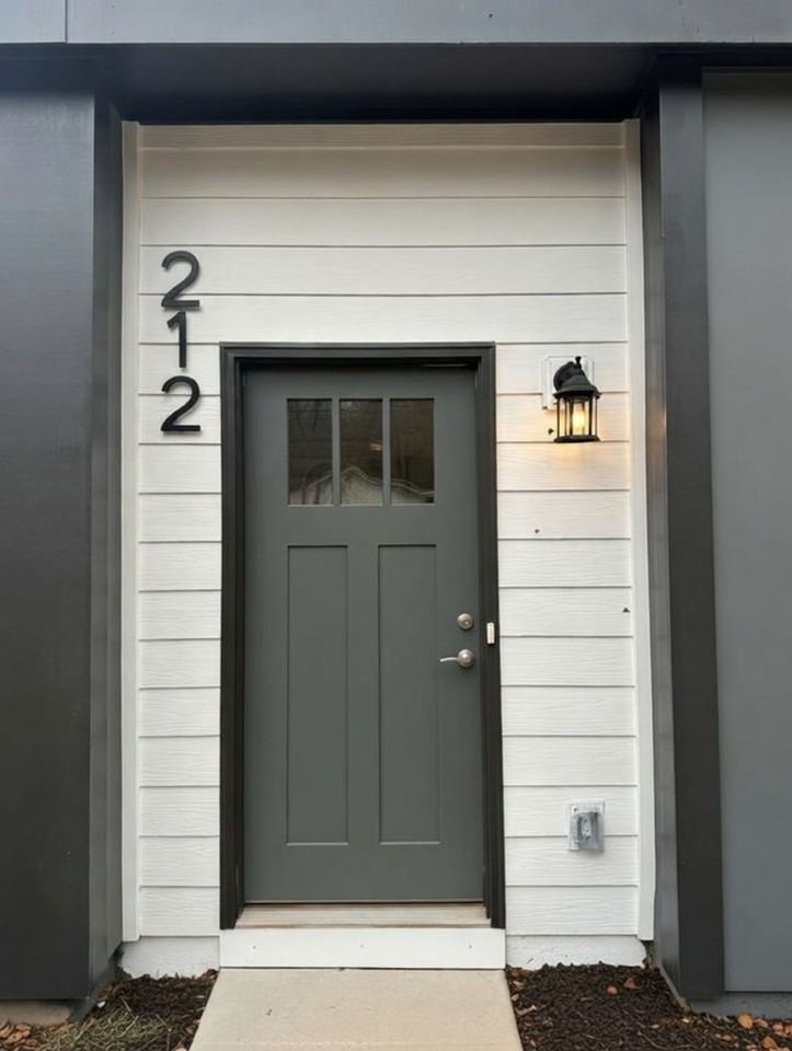 212 Nelson Ave #1 - Photo 2 of 45