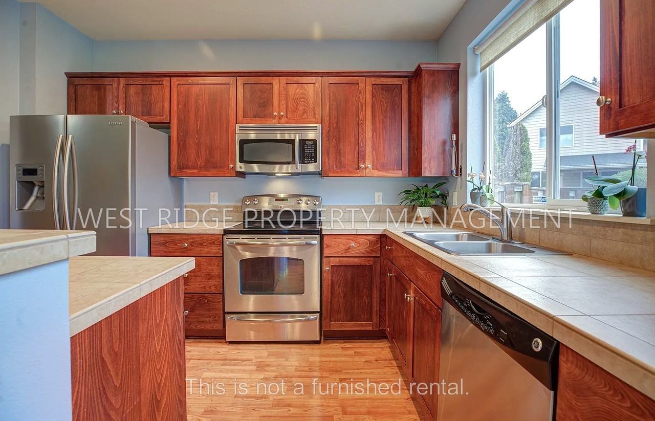 3072 Se Kingswood Ave #1 - Photo 6 of 20