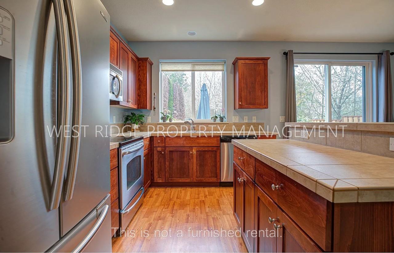 3072 Se Kingswood Ave #1 - Photo 7 of 20