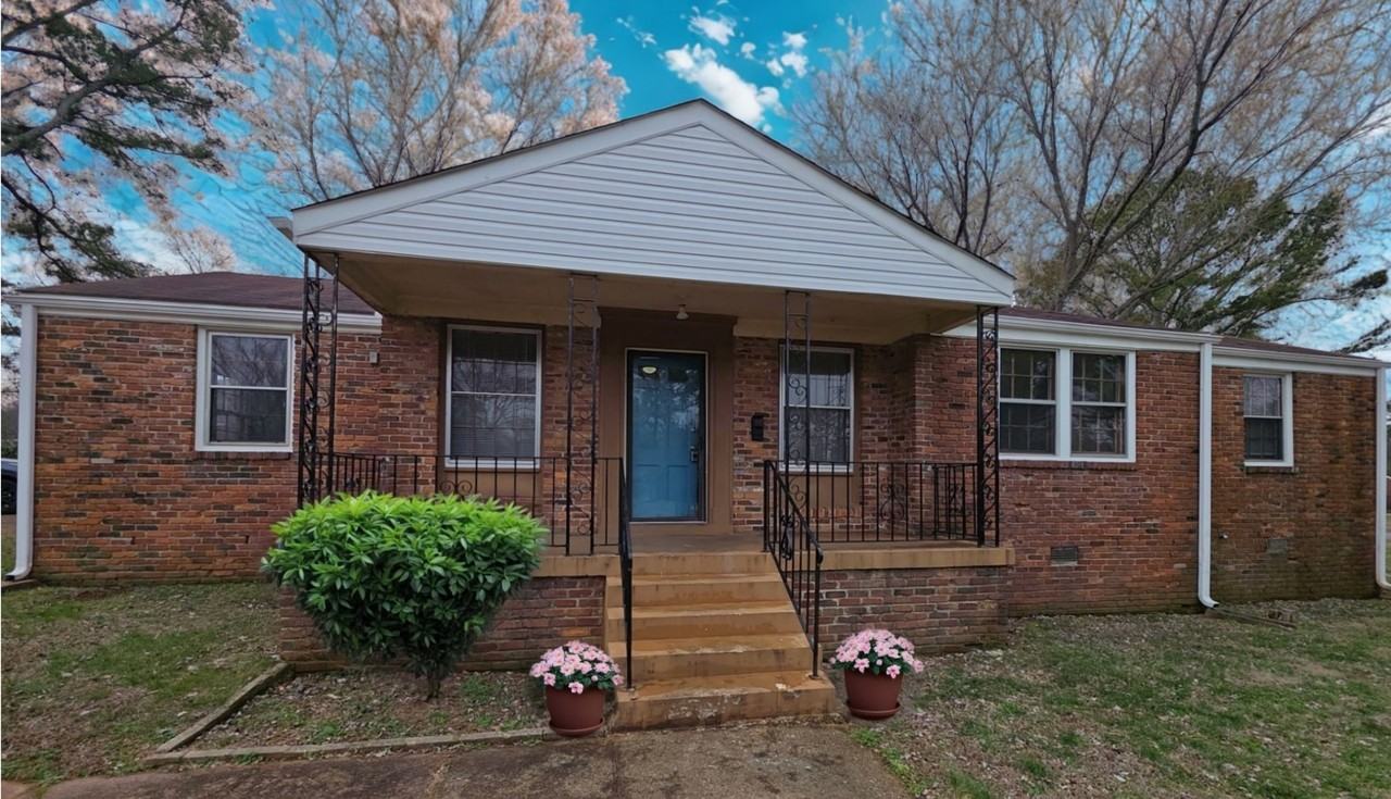 4411 Kenwood Dr Nw #1 - Photo 2 of 13