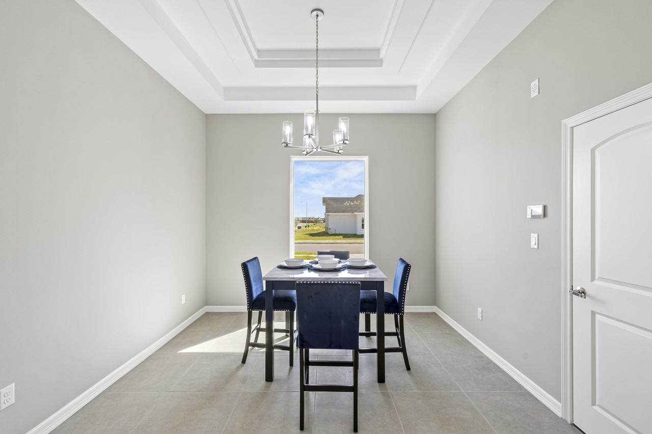 N 37th St #1 - Photo 4 of 12