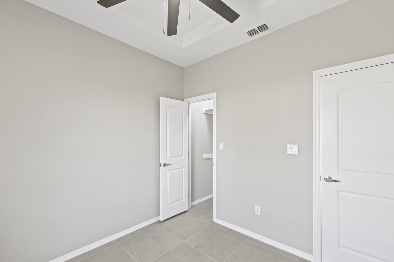 N 37th St #1 - Photo 5 of 12