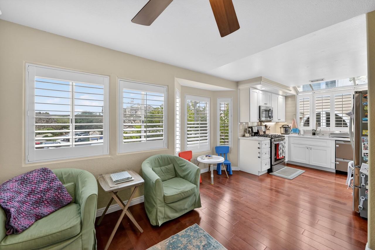 12912 Carmel Creek Rd #11 - Photo 6 of 10