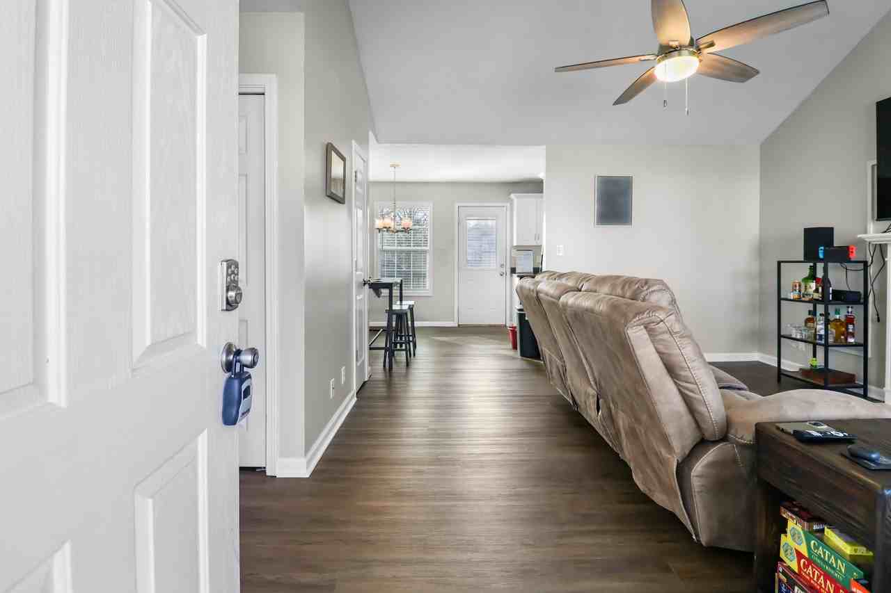 3741 Cave Mill Ct #1 - Photo 5 of 32