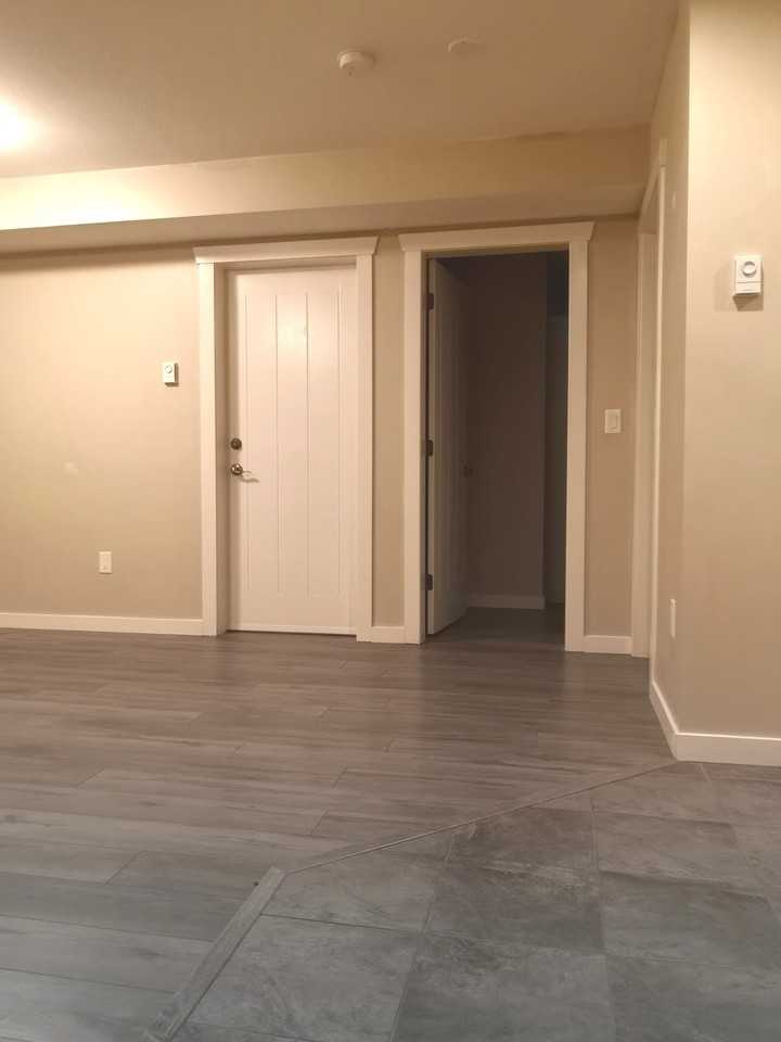 7839B 210 St #1 - Photo 5 of 6