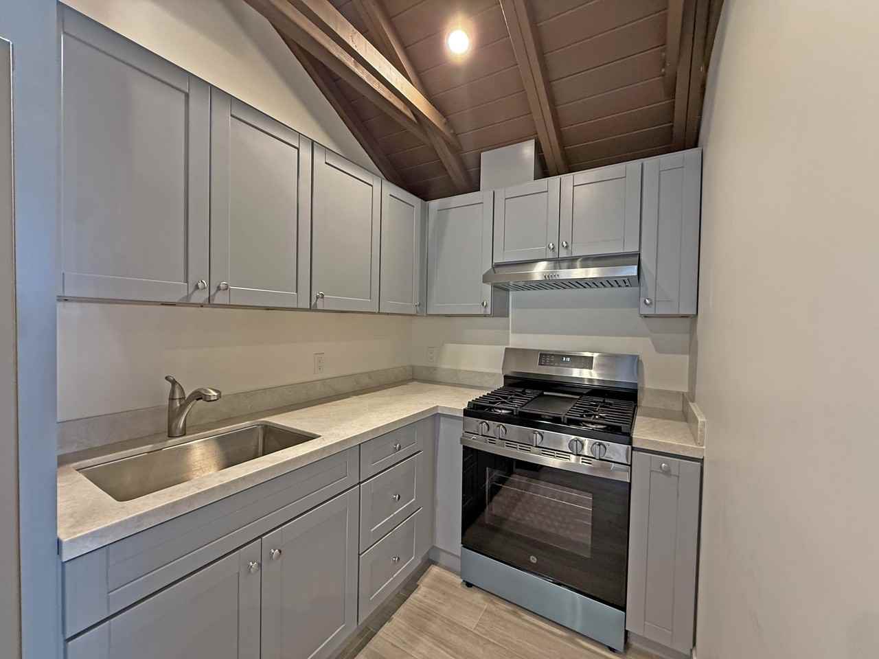 501 San Pascual St - Photo 2 of 4