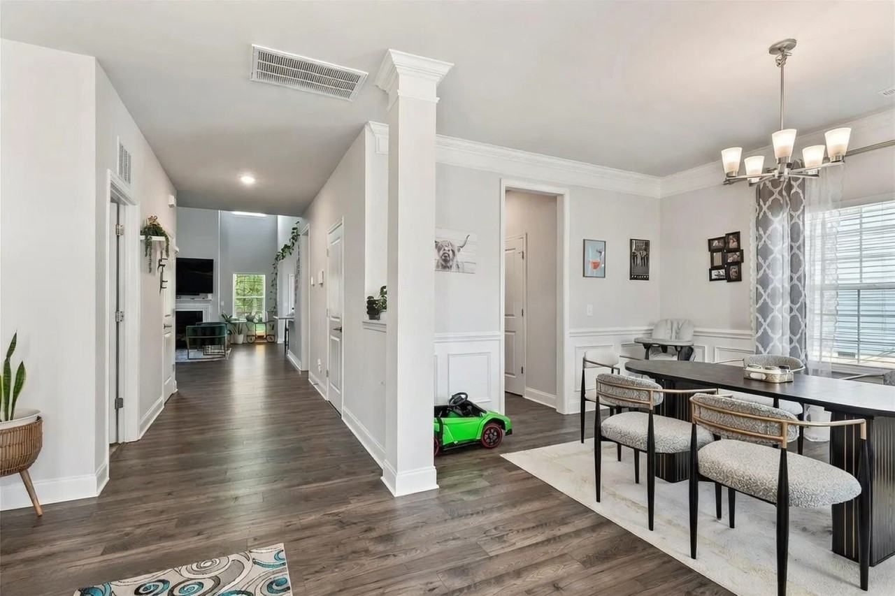 11732 Glenwood Dr #1 - Photo 3 of 38