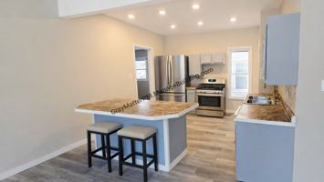 featured image of 1032 Raspberry St #1