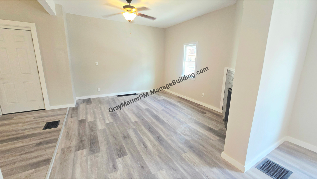 1032 Raspberry St #1 - Photo 7 of 18