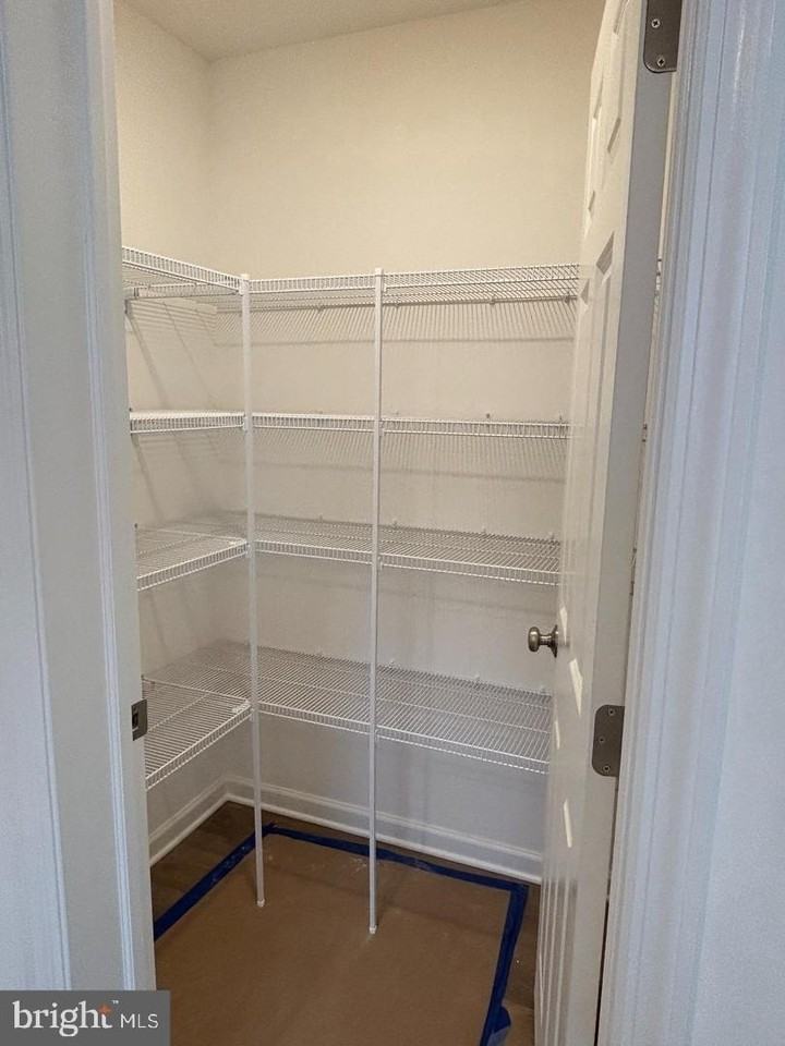 43 Old Orchard Rd - Photo 7 of 10