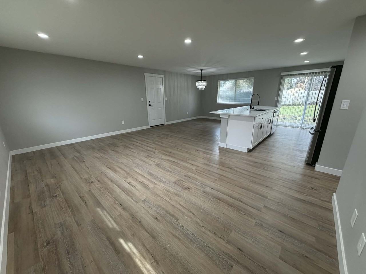 5517 Daycrest Ct Se #1 - Photo 4 of 44