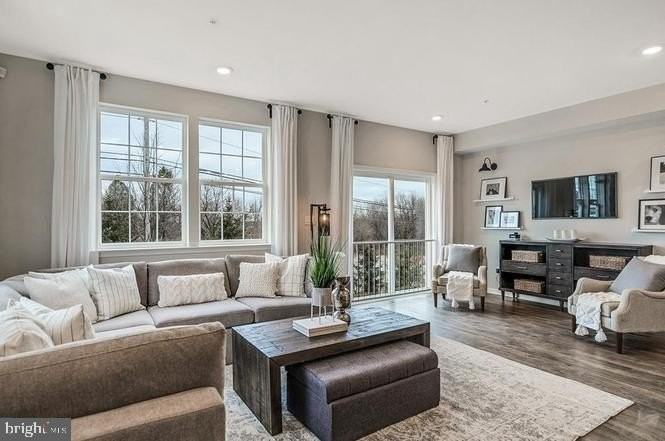 1128 Meadowlark Dr - Photo 3 of 28