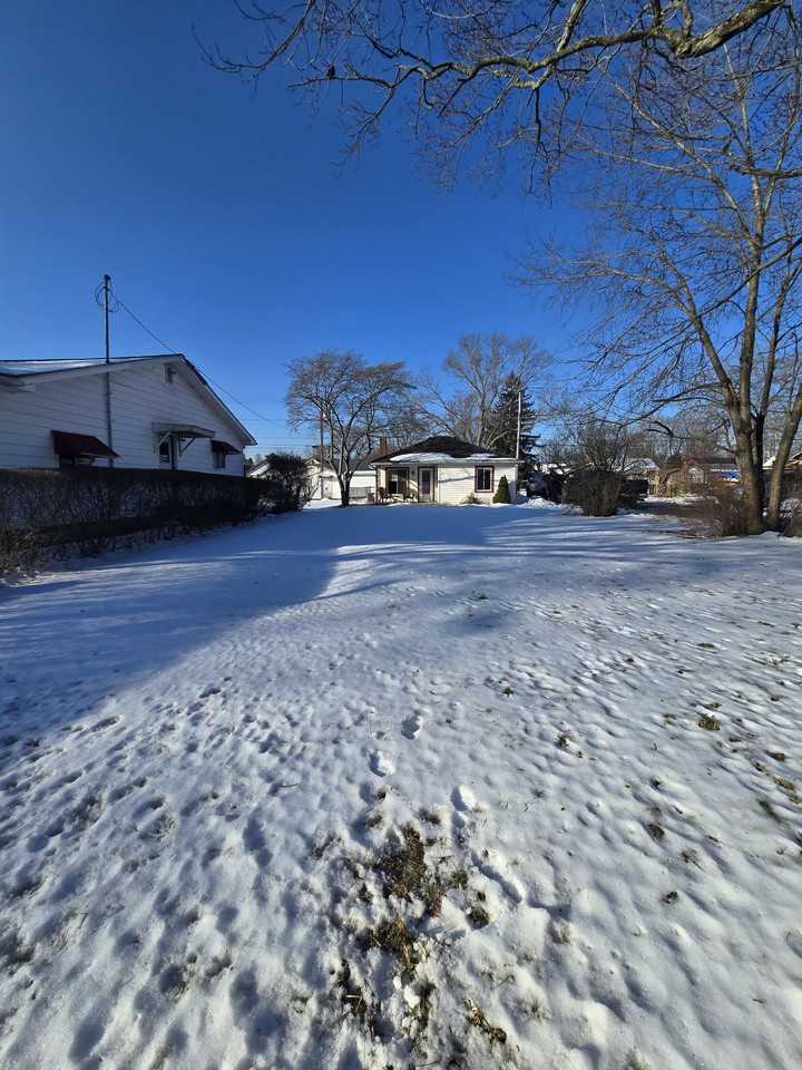 1512 N Walnut St #1 - Photo 2 of 20