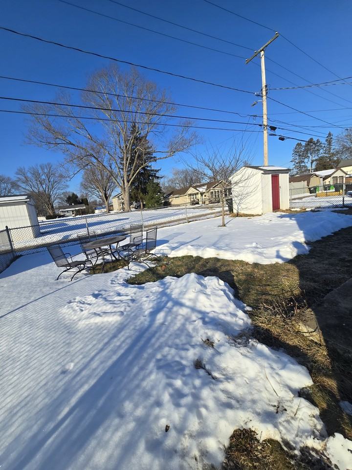 1512 N Walnut St #1 - Photo 4 of 20