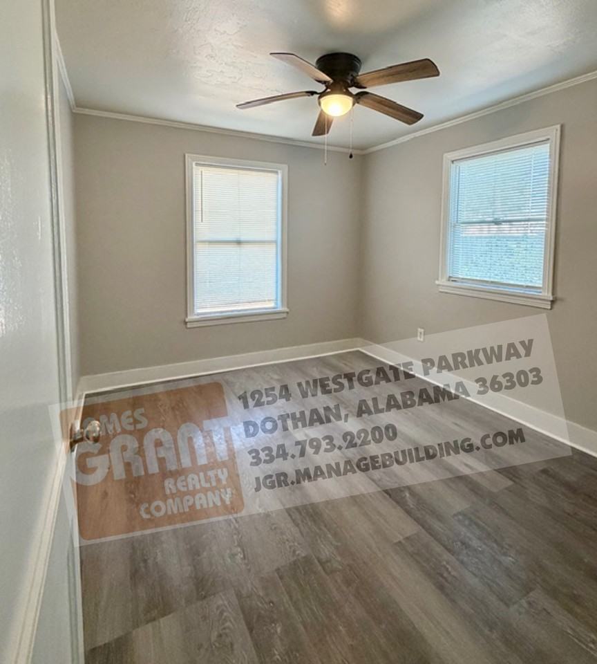 1103 Tacoma St #1 - Photo 6 of 13