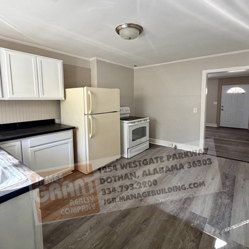 1103 Tacoma StreetApartment #2 - Photo 4 of 9