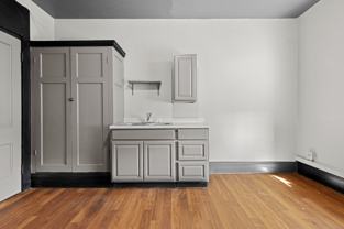 224 S Howard St #408 - Photo 1 of 1