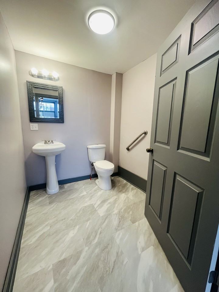 328 E State St #2 - Photo 7 of 9