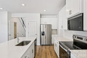 featured image of 1257 30th Street Ln Ne #1