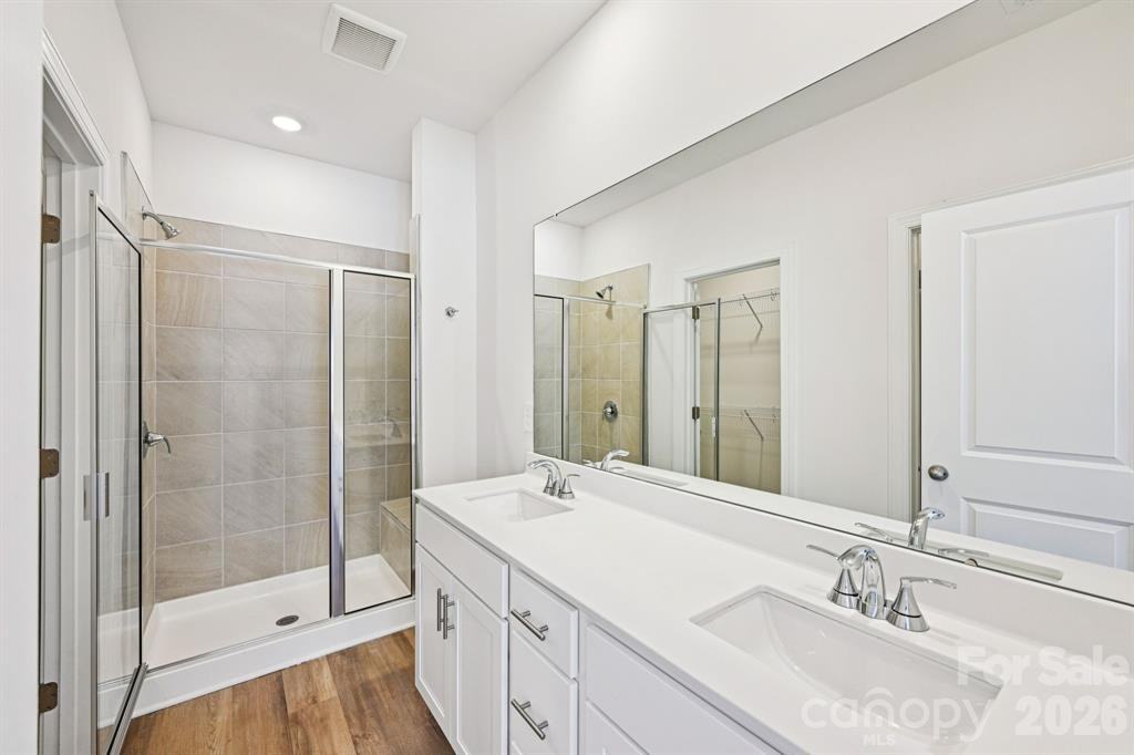 1257 30th Street Ln Ne #1 - Photo 7 of 9