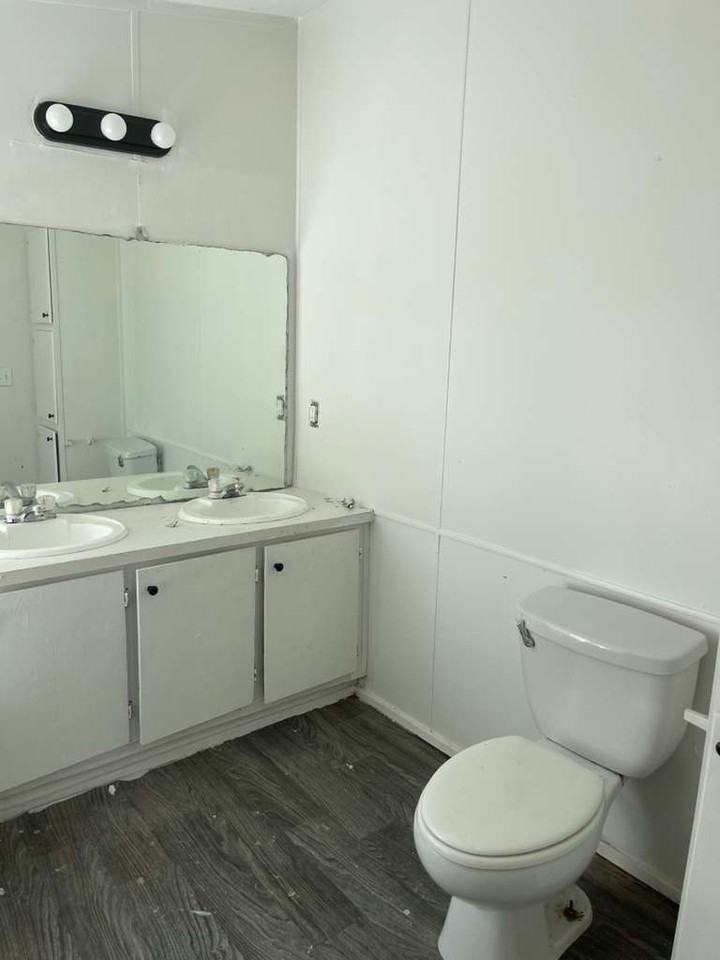 4206 Wilson Rd #2 - Photo 5 of 9