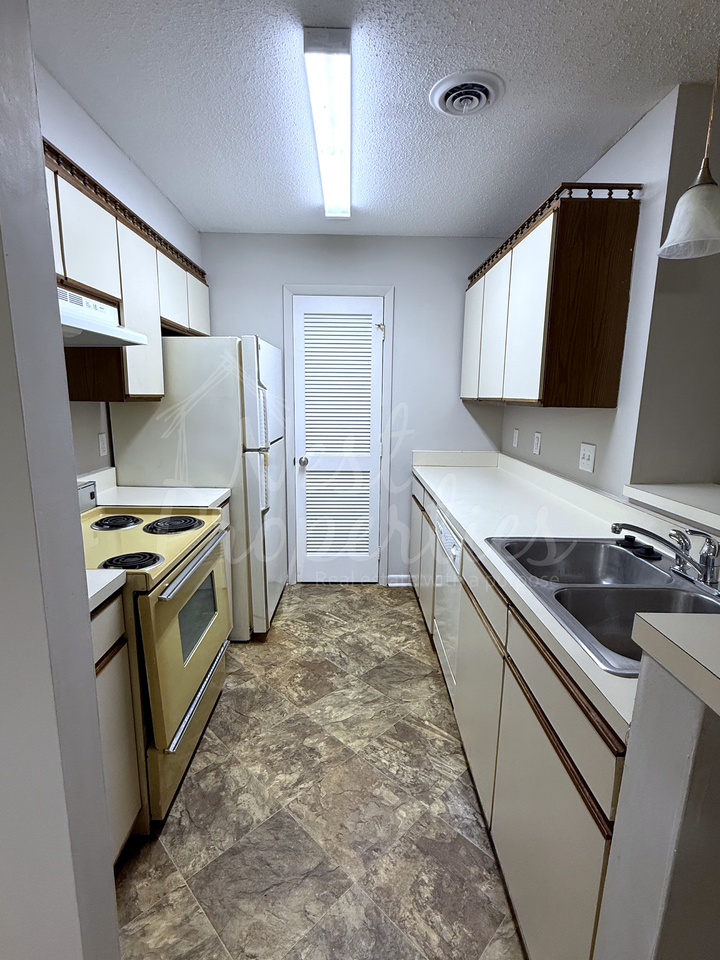 1211 Metze Rd #1 - Photo 5 of 9