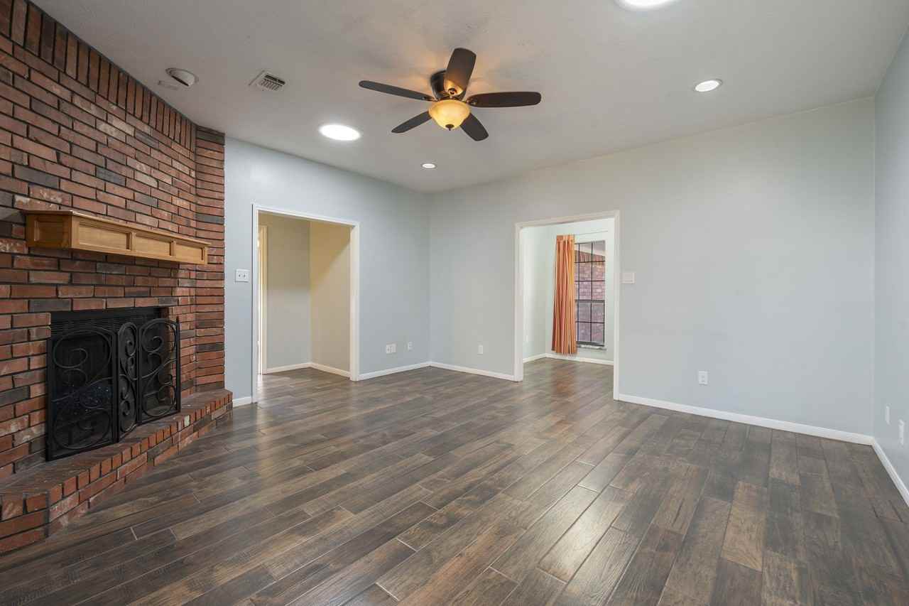 3250 Callie Cir #1 - Photo 3 of 11