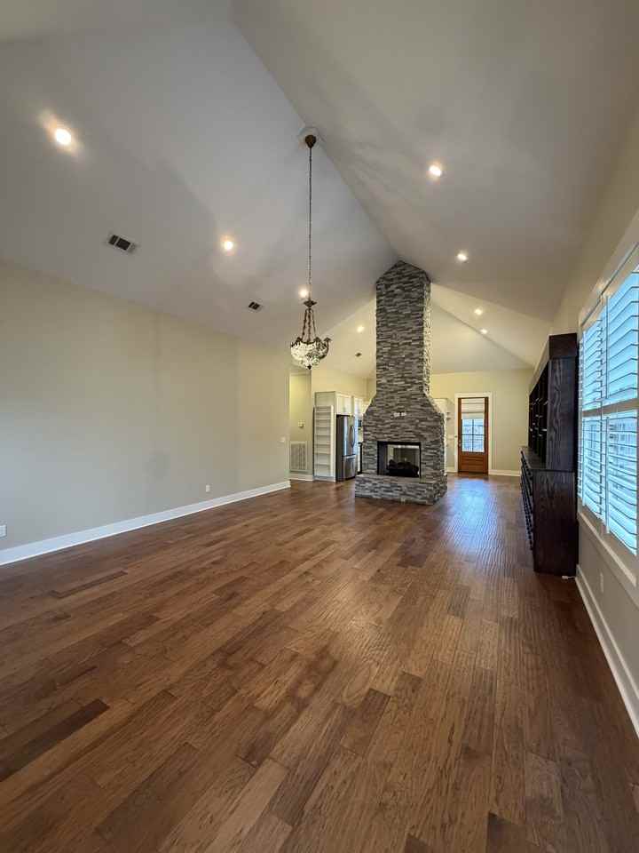 117 Fern Cv #1 - Photo 4 of 15