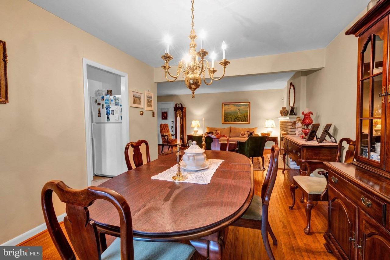 2939 W Germantown Pike - Photo 6 of 22