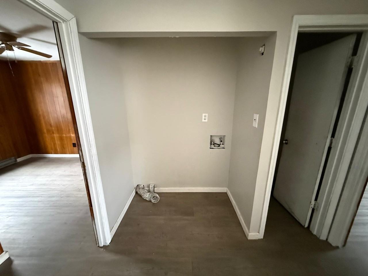 2313 Brentwood St #C - Photo 4 of 4