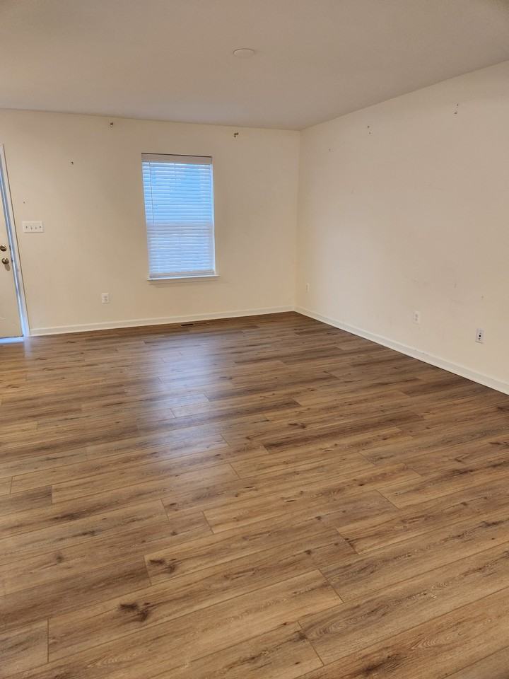 24 Orchard Green Dr #1 - Photo 2 of 21
