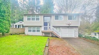 2733 Ne 94th St - Photo 1 of 1