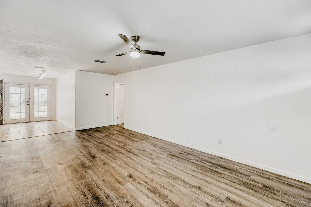 6206 Hogan Ave #1 - Photo 3 of 8