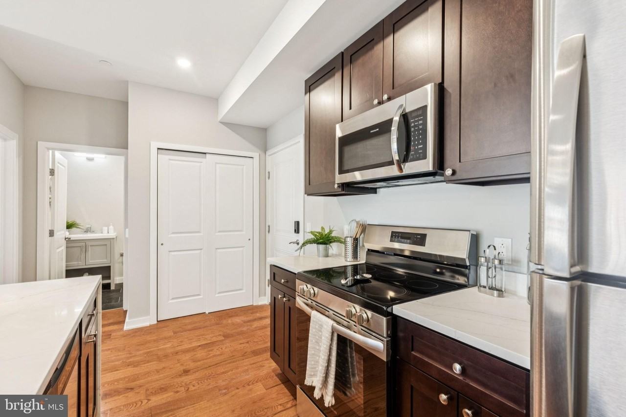 203 Haverford Ave Unit 307 #307 - Photo 7 of 35