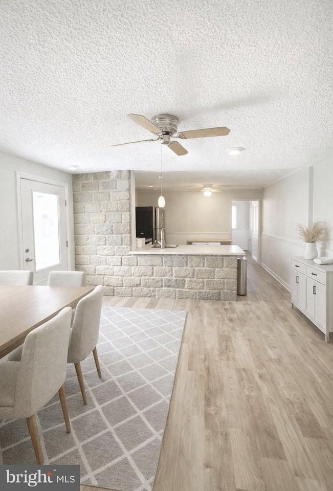 125 Maple St - Photo 2 of 20