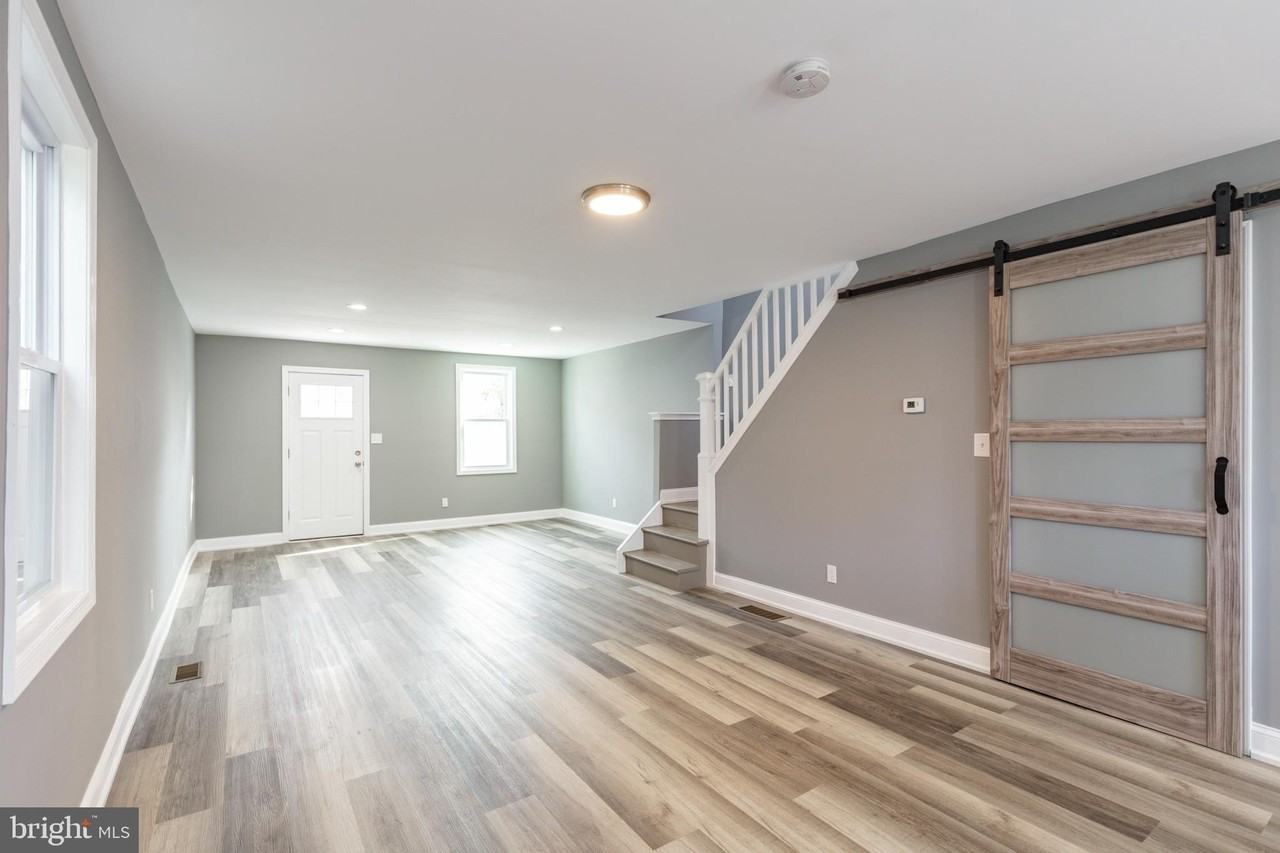 454 Old Elm St - Photo 6 of 30