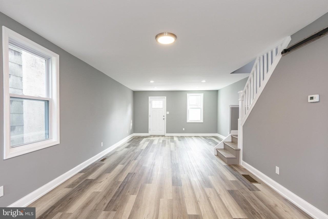 454 Old Elm St - Photo 7 of 30