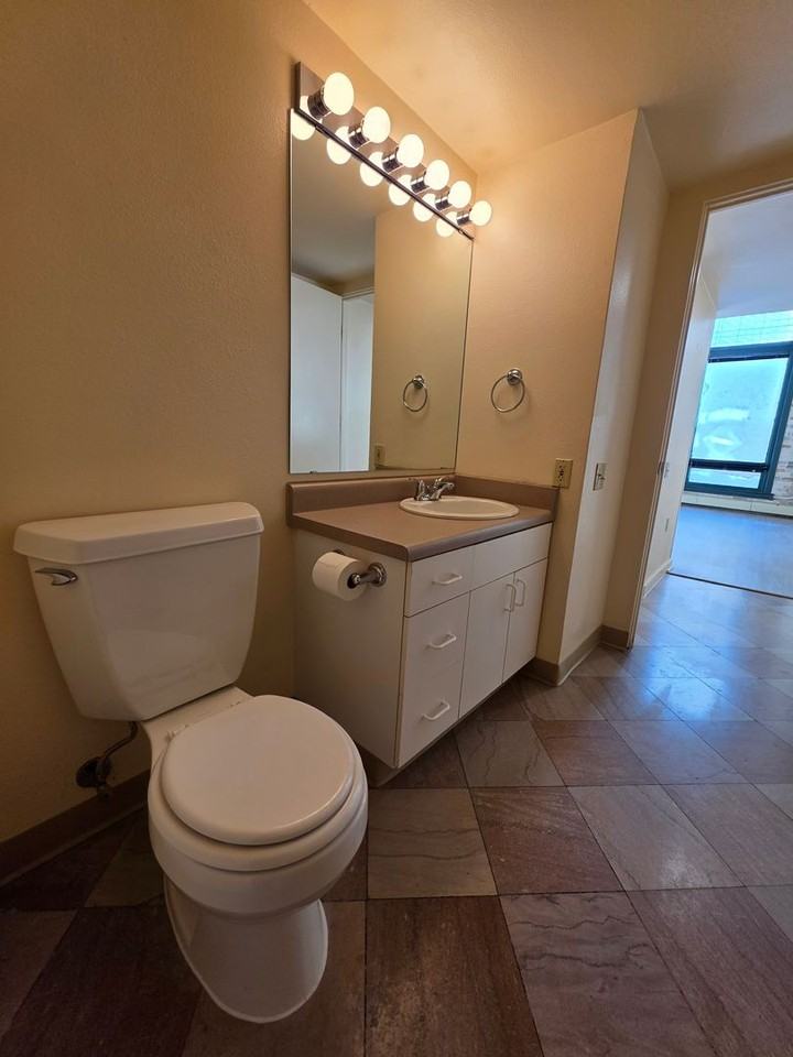 Dunlap Square-Department - Photo 6 of 40