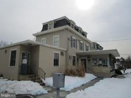 featured image of 2557 Huntingdon Pike