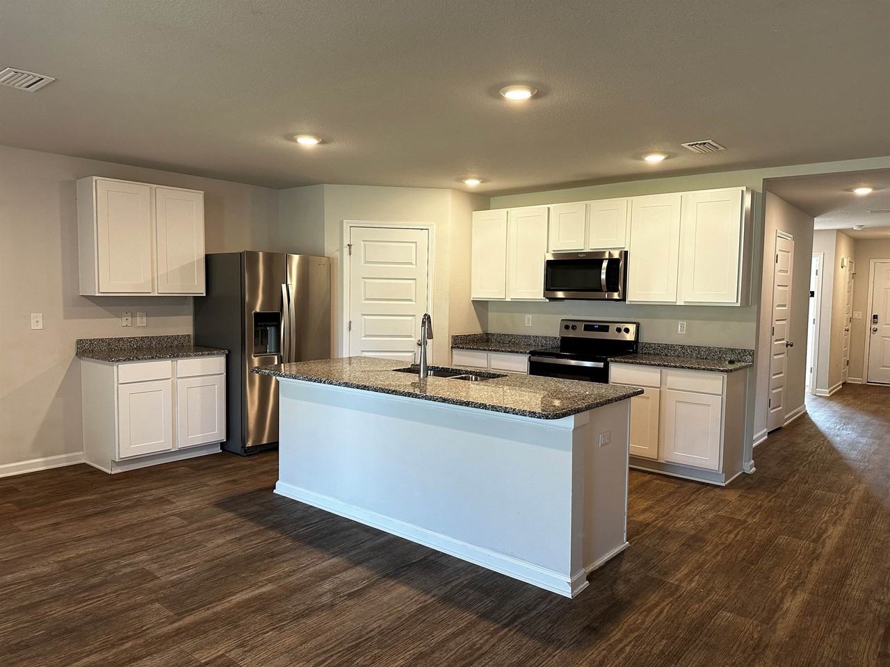 24525 Alamitos Trace Dr #1 - Photo 6 of 27