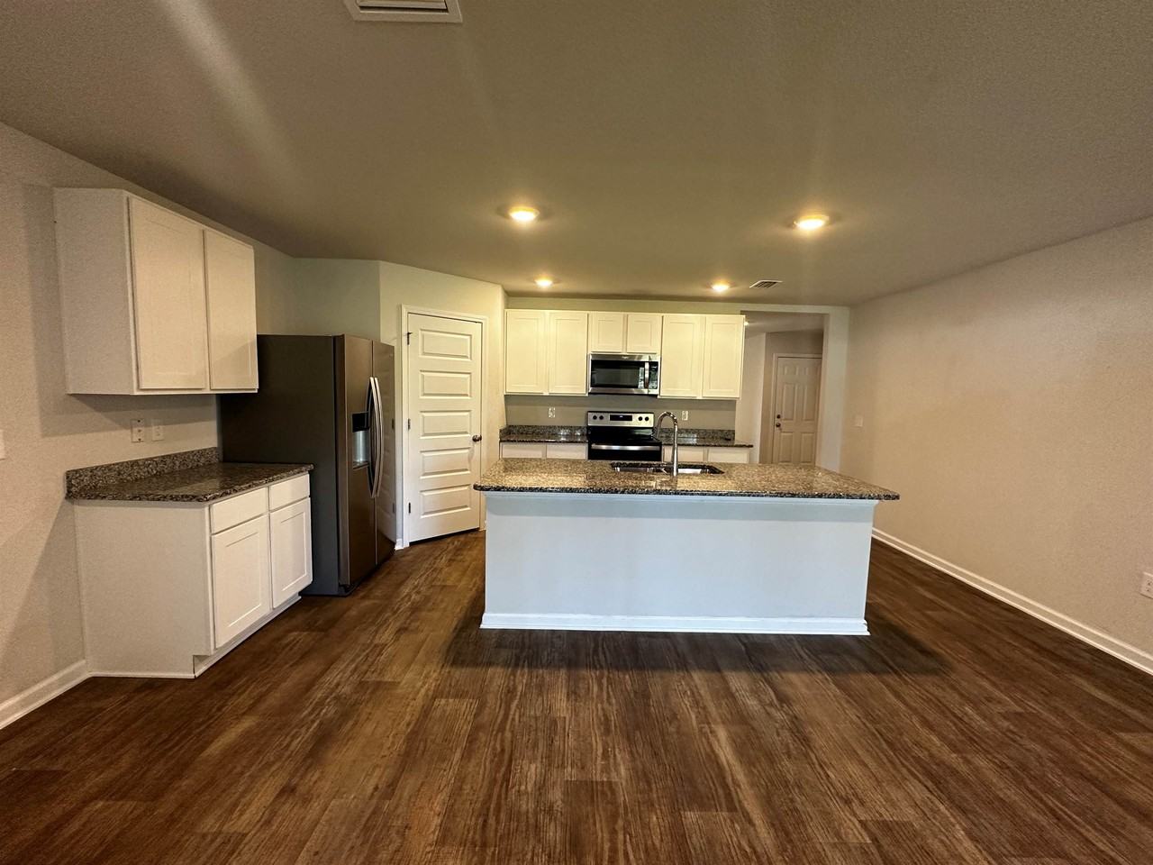 24525 Alamitos Trace Dr #1 - Photo 7 of 27