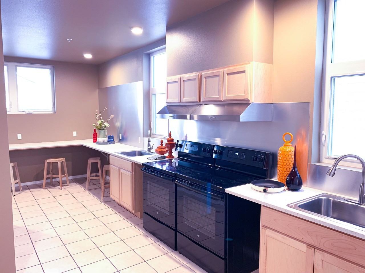 aPodment Suites at Giardino — Micro - Photo 2 of 2