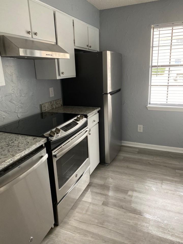 2 Serendipity Ln #2 - Photo 3 of 15