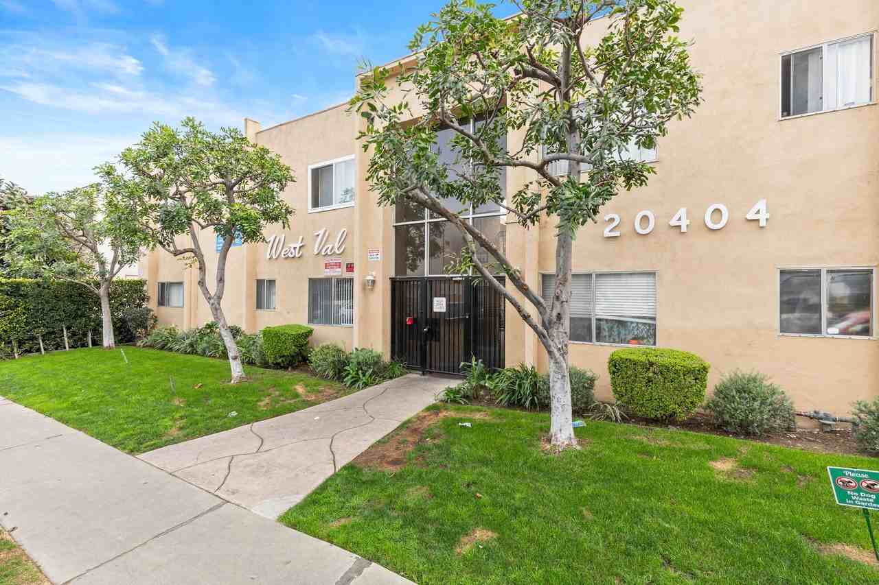 20404 Cohasset - Photo 2 of 4