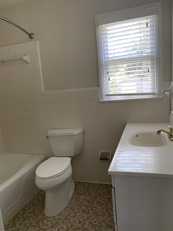 5101 Lawson Ave #1 - Photo 3 of 14