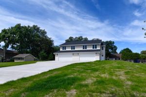 featured image of 735 Hoffman Rd #735