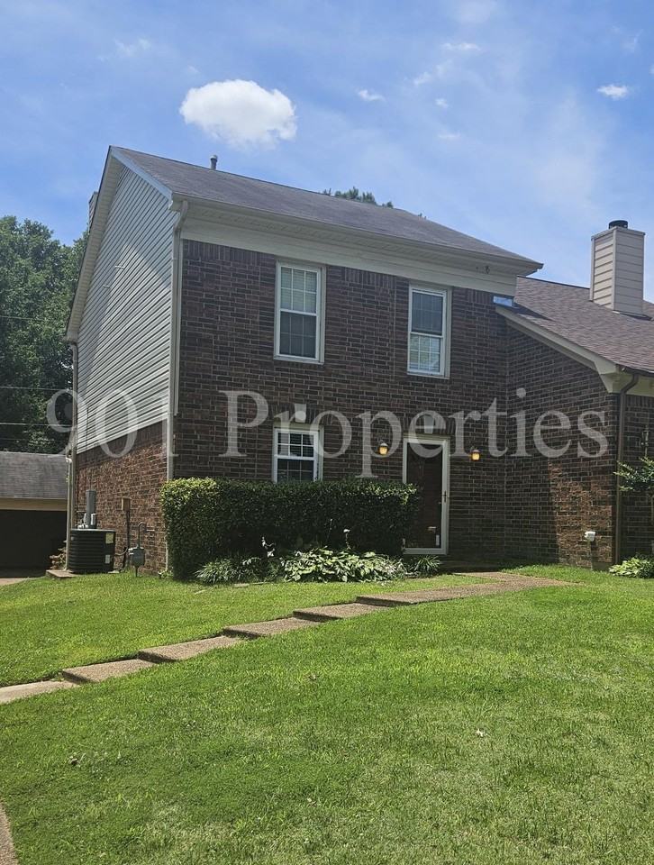 383 Hartsway Cv #1 - Photo 2 of 16