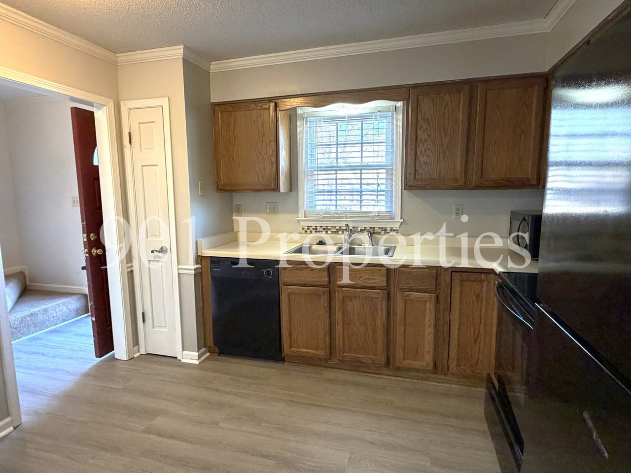 383 Hartsway Cv #1 - Photo 6 of 16