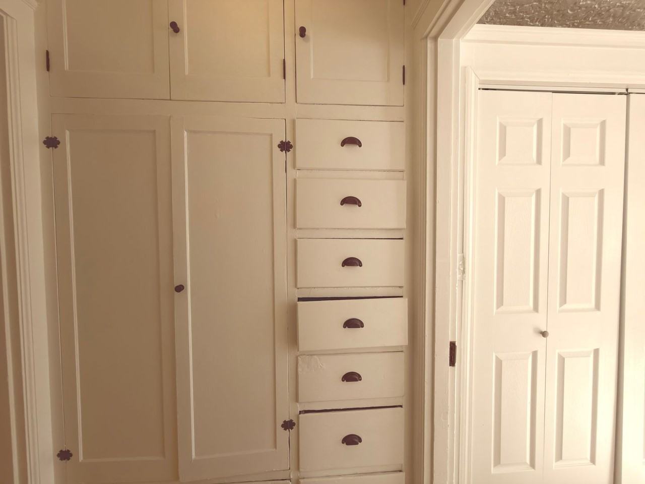 Sara Ann Apartments - Photo 5 of 33