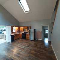 featured image of 136 Robin Rd #1